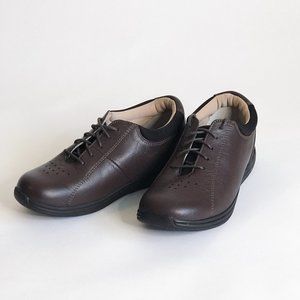 Drew Women's Brown Tulip Lace-up Shoes